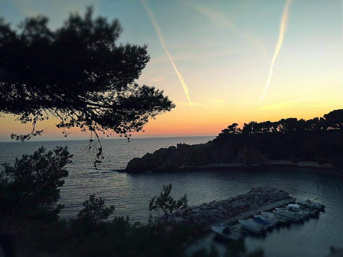 Le Paradis Bleu Calanque De Figuieres, Paddle Et Veranda Apartment Ensues-la-Redonne